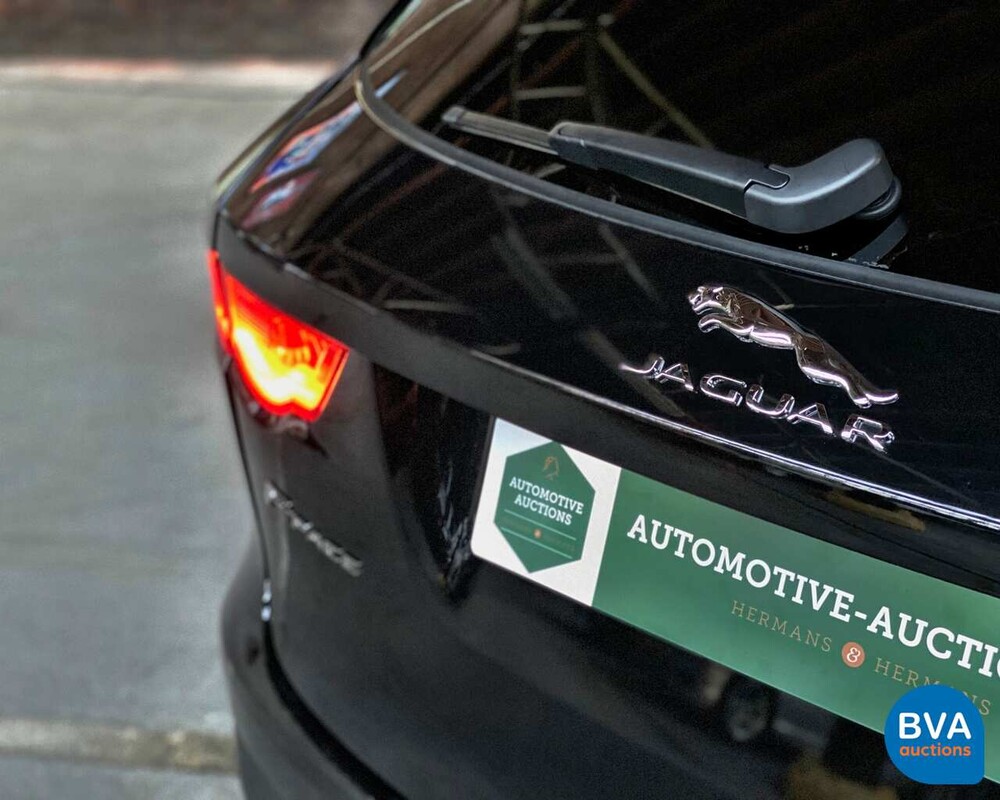 Jaguar F-Pace R-Sport 20d 180 PS Automatik 2017 - Neu.