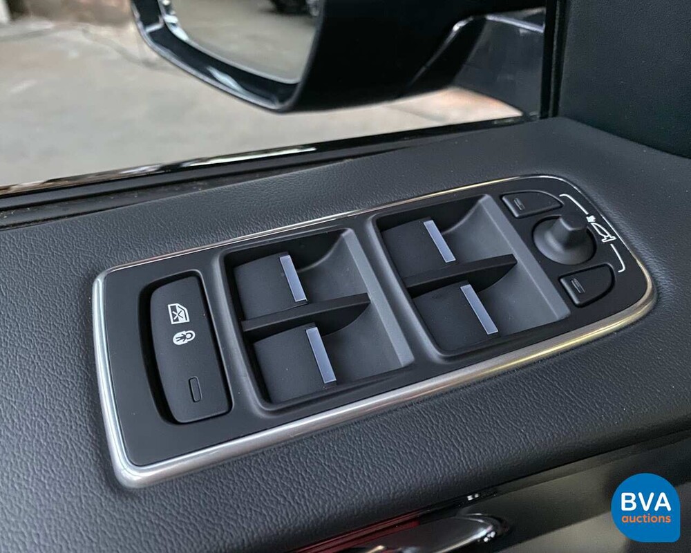 Jaguar F-Pace R-Sport 20d 180 PS Automatik 2017 - Neu.