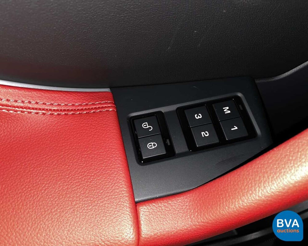 Jaguar F-Pace R-Sport 20d 180 PS Automatik 2017 - Neu.