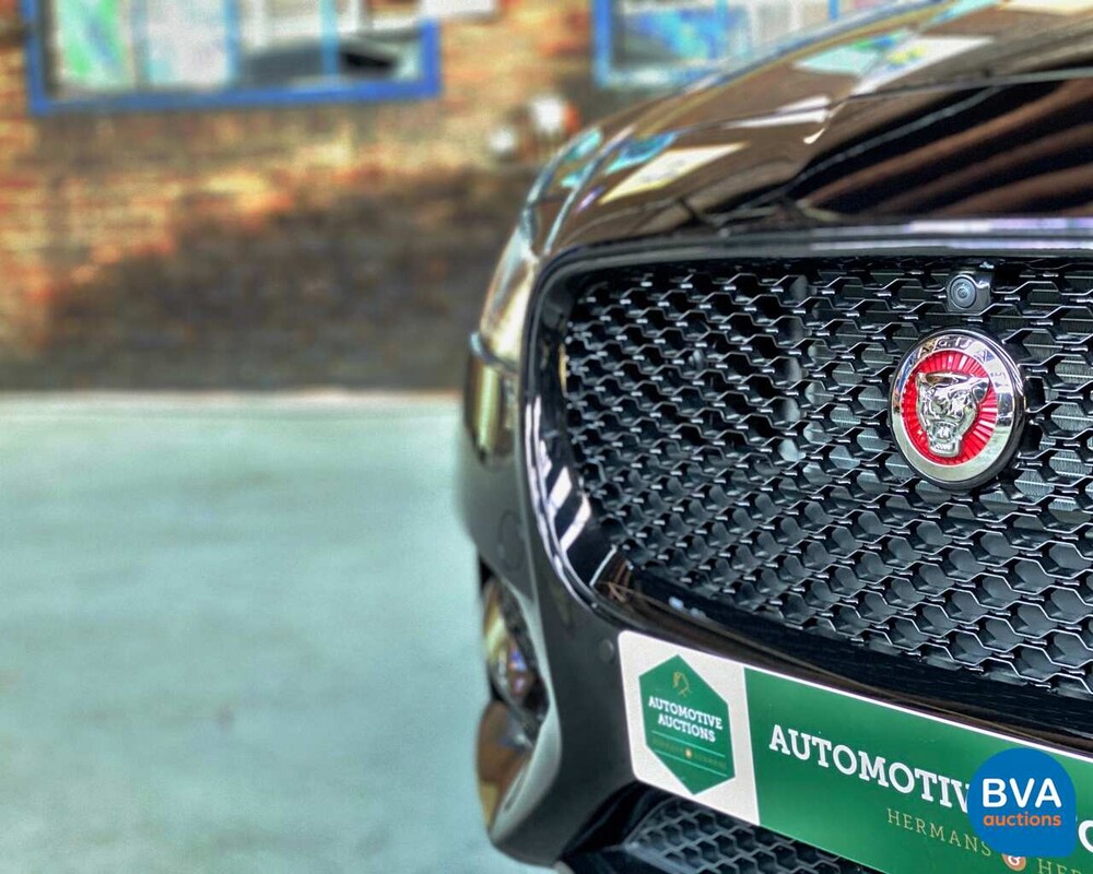 Jaguar XF R-Sport 20d 180pk Automaat 2017 -Nieuw-