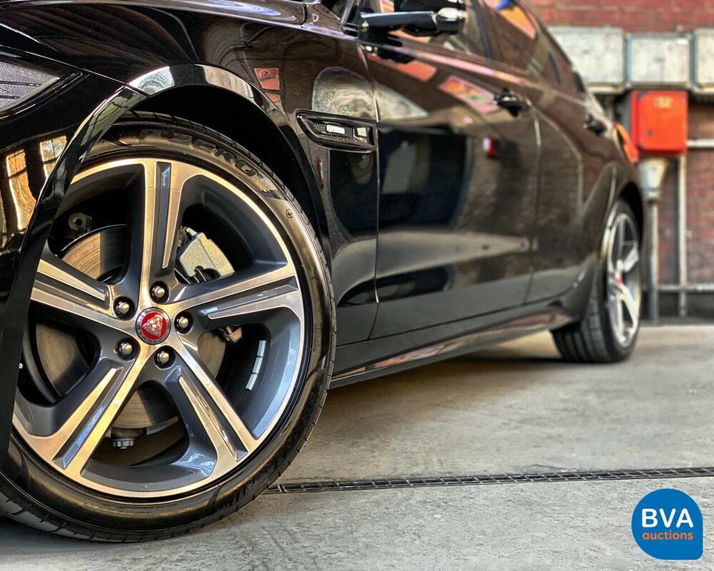 Jaguar XF R-Sport 20d 180pk Automaat 2017 -Nieuw-