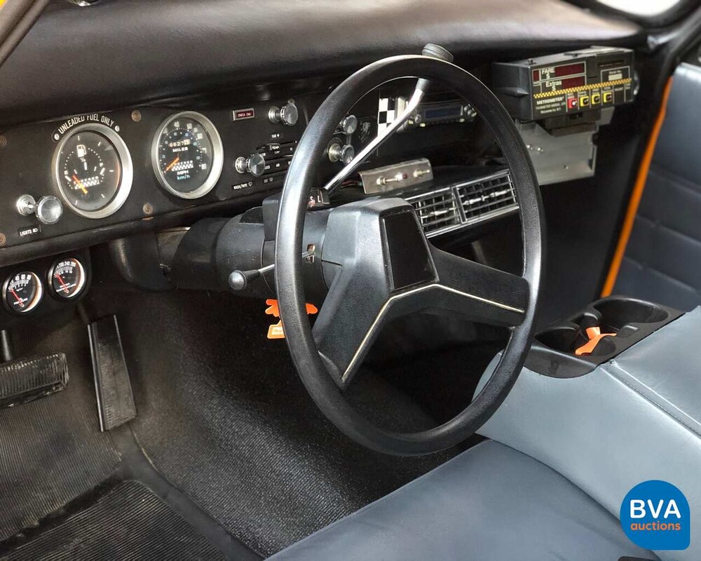 Chevrolette Yellow Cab Taxi, 1982.