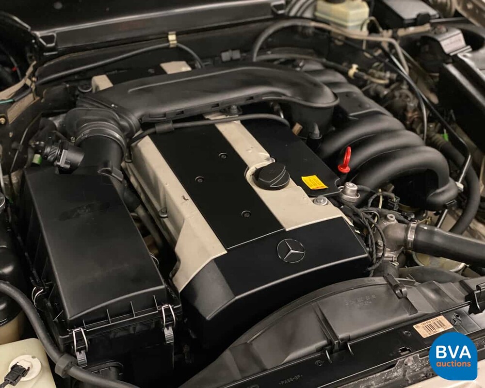 Mercedes-Benz SL320 1996 R129.