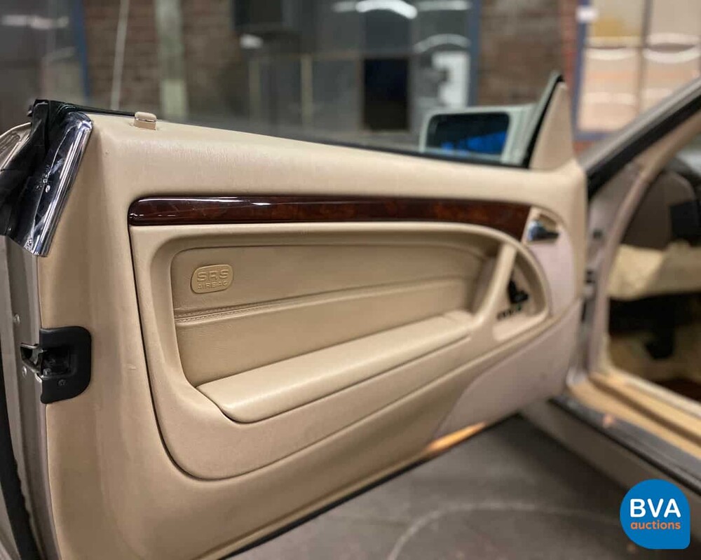 Mercedes-Benz SL320 1996 R129.