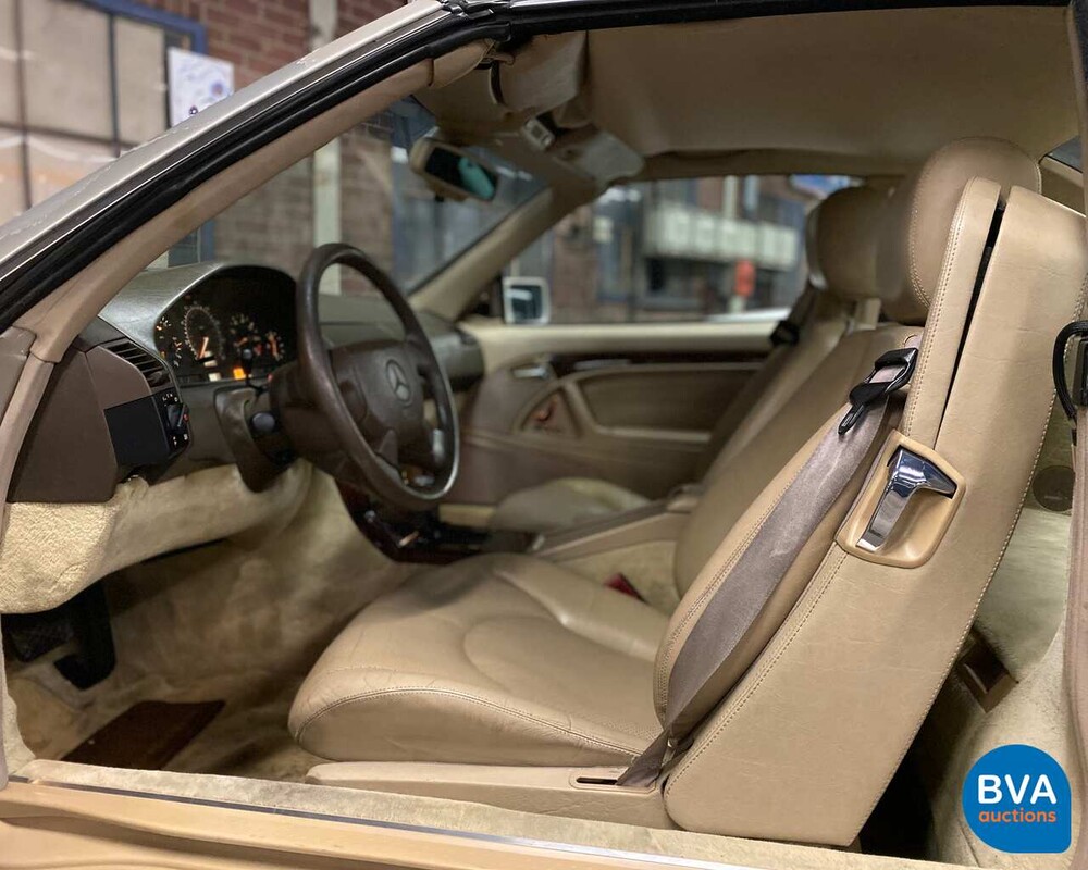 Mercedes-Benz SL320 1996 R129.