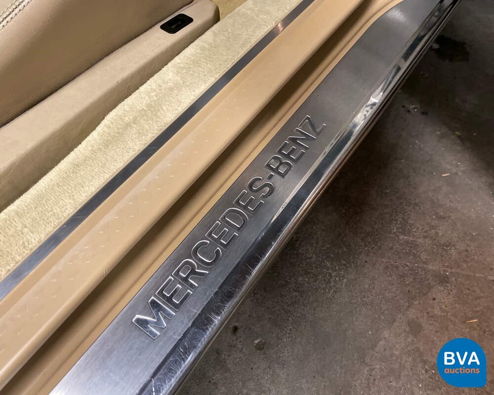 Mercedes-Benz SL320 1996 R129.