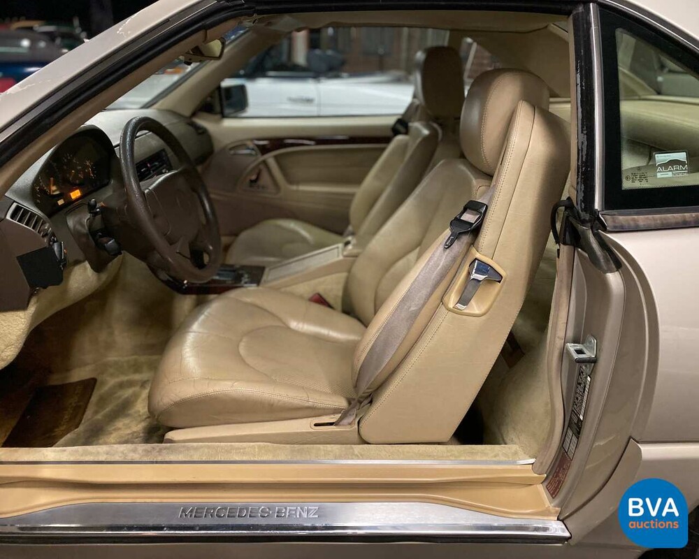 Mercedes-Benz SL320 1996 R129.