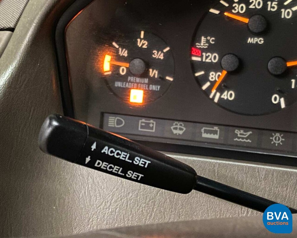 Mercedes-Benz SL320 1996 R129.