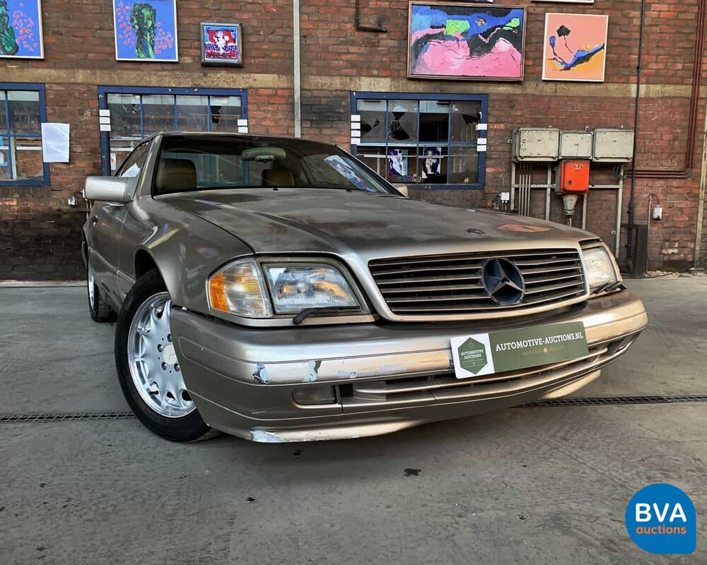 Mercedes-Benz SL320 1996 R129.