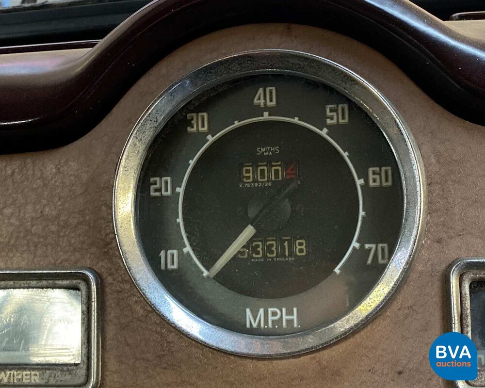 Austin A40 Somerset Cabriolet, 22-RE-95.