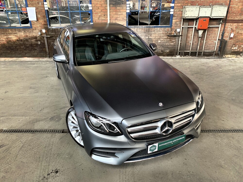 Mercedes-Benz E350d 258 PS E-Klasse AMG E350d Designo 2017.