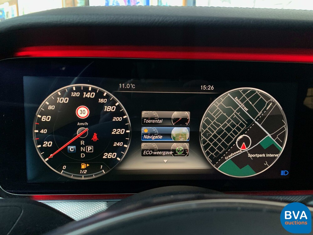 Mercedes-Benz E350d 258 PS E-Klasse AMG E350d Designo 2017.