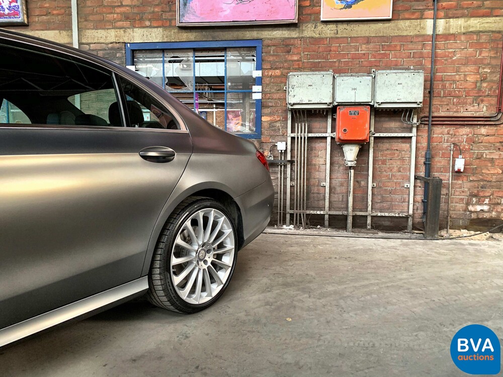 Mercedes-Benz E350d 258 PS E-Klasse AMG E350d Designo 2017.
