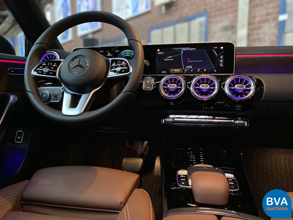Mercedes-Benz A220 Limousine 190PS 4Matic 2019, H-582-FP.