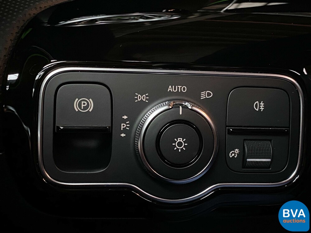 Mercedes-Benz A220 Limousine 190PS 4Matic 2019, H-582-FP.