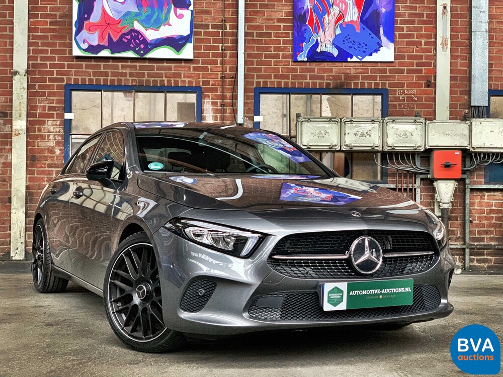 Mercedes-Benz A220 Limousine 190PS 4Matic 2019, H-582-FP.