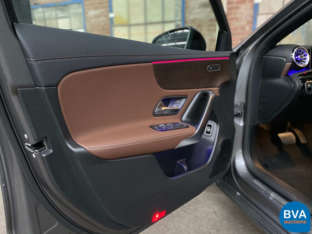 Mercedes-Benz A220 Limousine 190PS 4Matic 2019, H-582-FP.