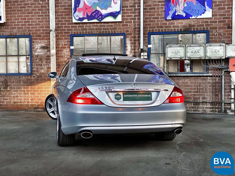 Mercedes-Benz CLS500 V8 306PS 2005.
