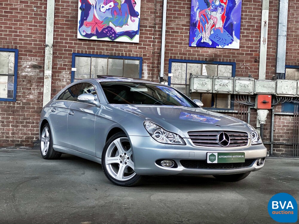 Mercedes-Benz CLS500 V8 306PS 2005.