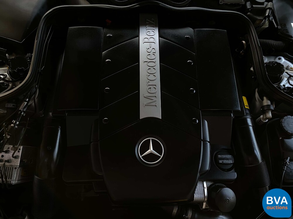 Mercedes-Benz CLS500 V8 306PS 2005.