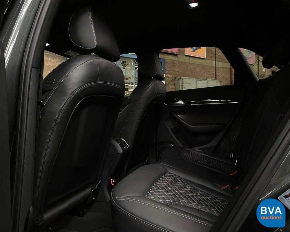 Audi RSQ3 Quattro S-tronic 310 PS 2014.