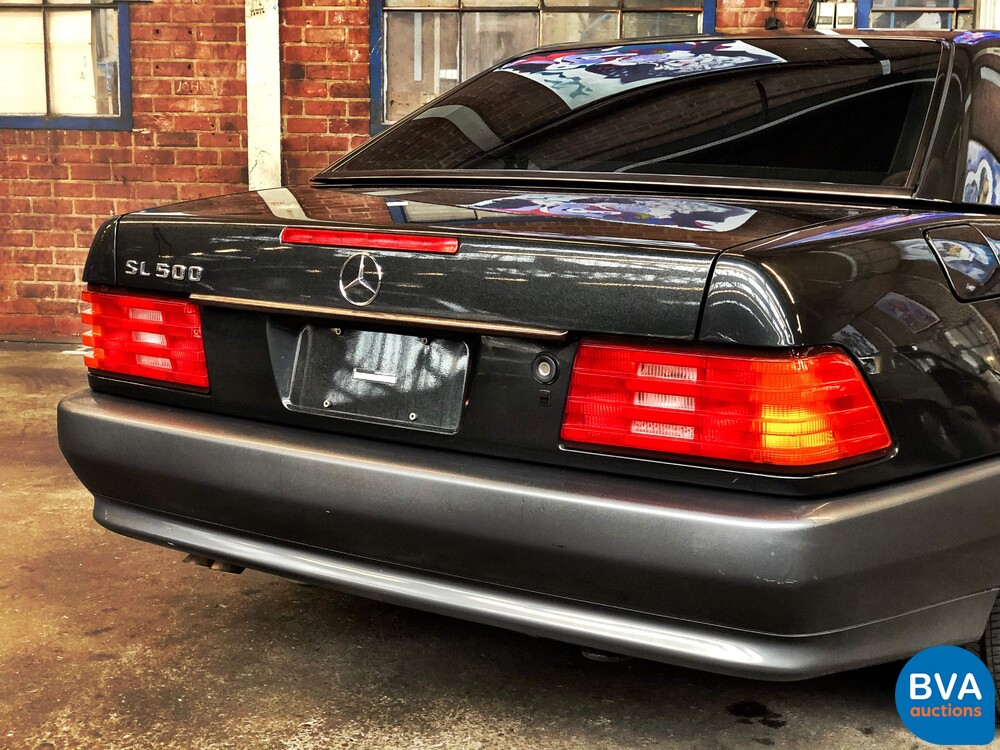 Mercedes-Benz SL500 R129 V8 1995.