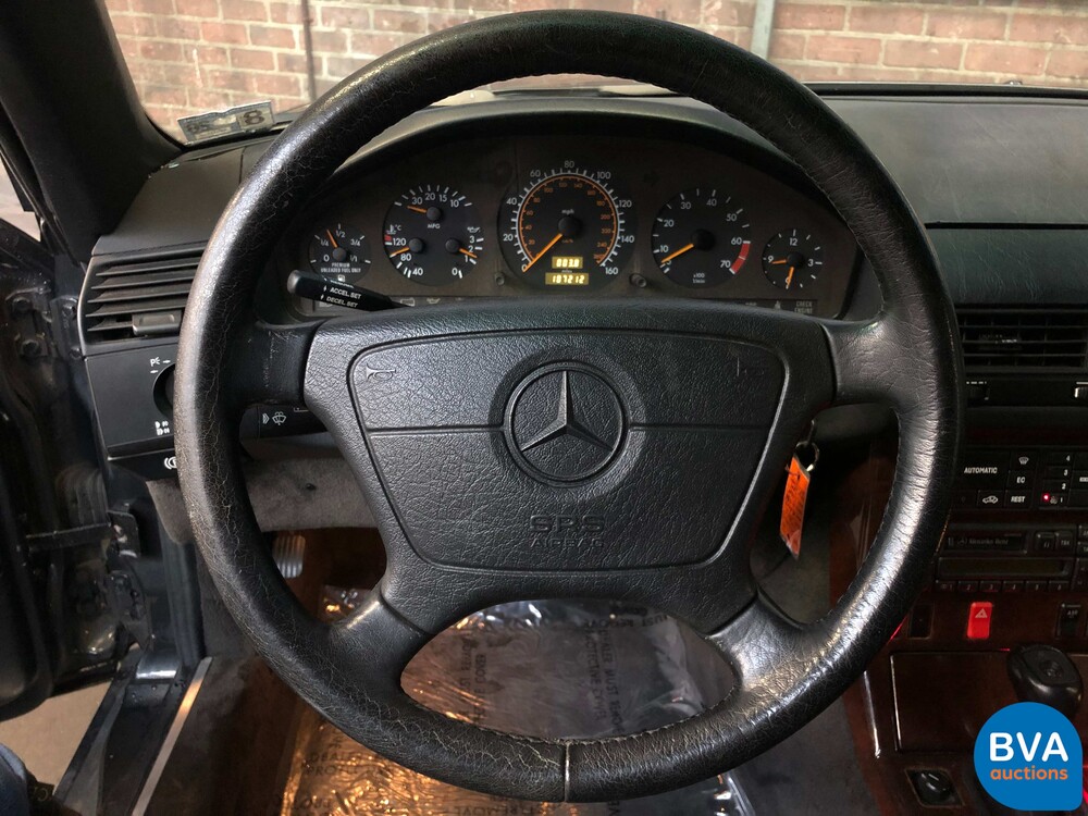 Mercedes-Benz SL500 R129 V8 1995.