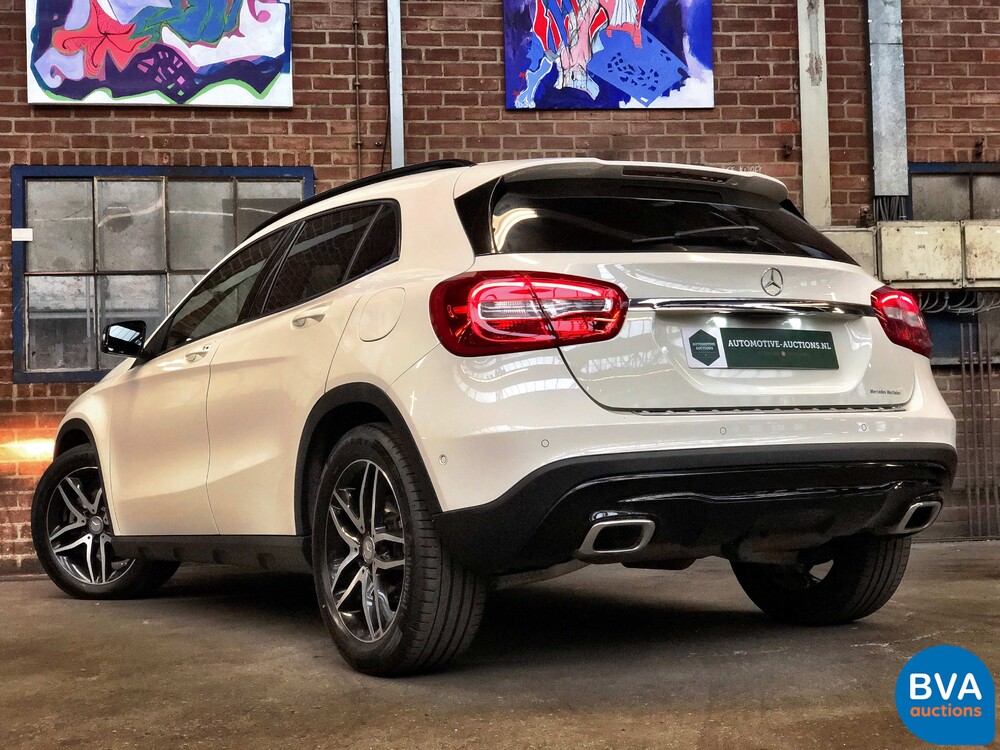 Mercedes-Benz GLA 200 CDI 4Matic 2014.