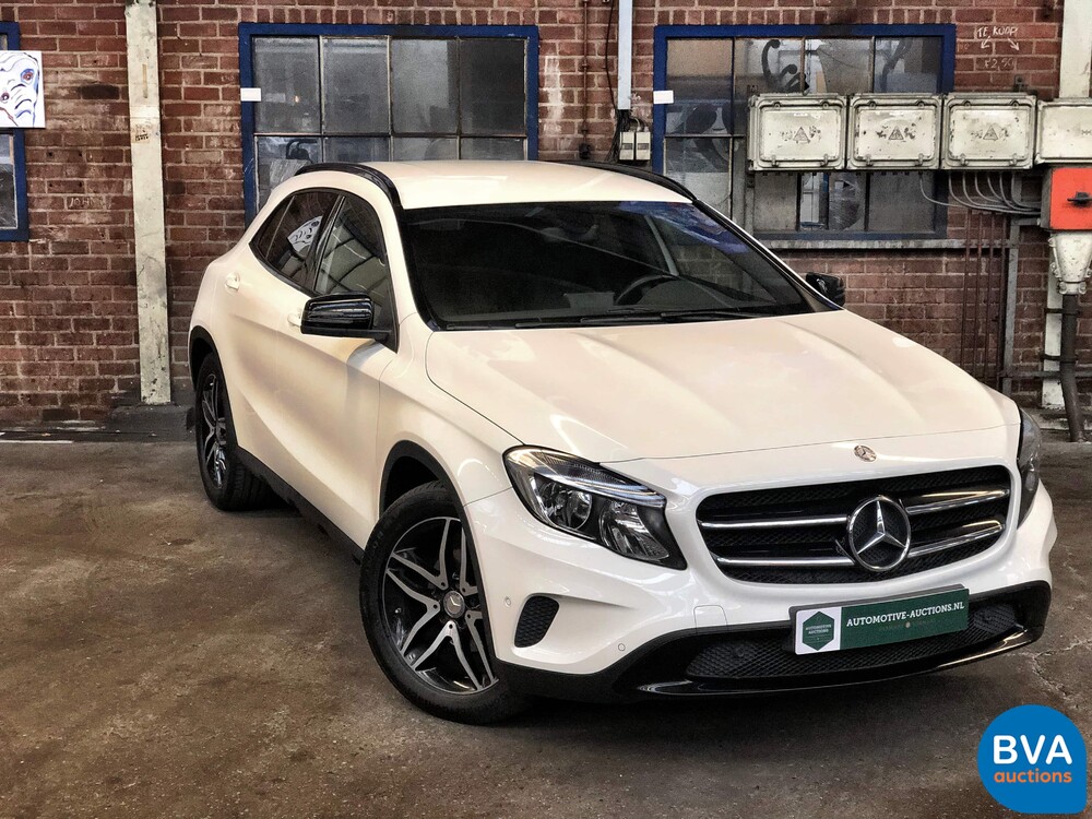 Mercedes-Benz GLA 200 CDI 4Matic 2014.
