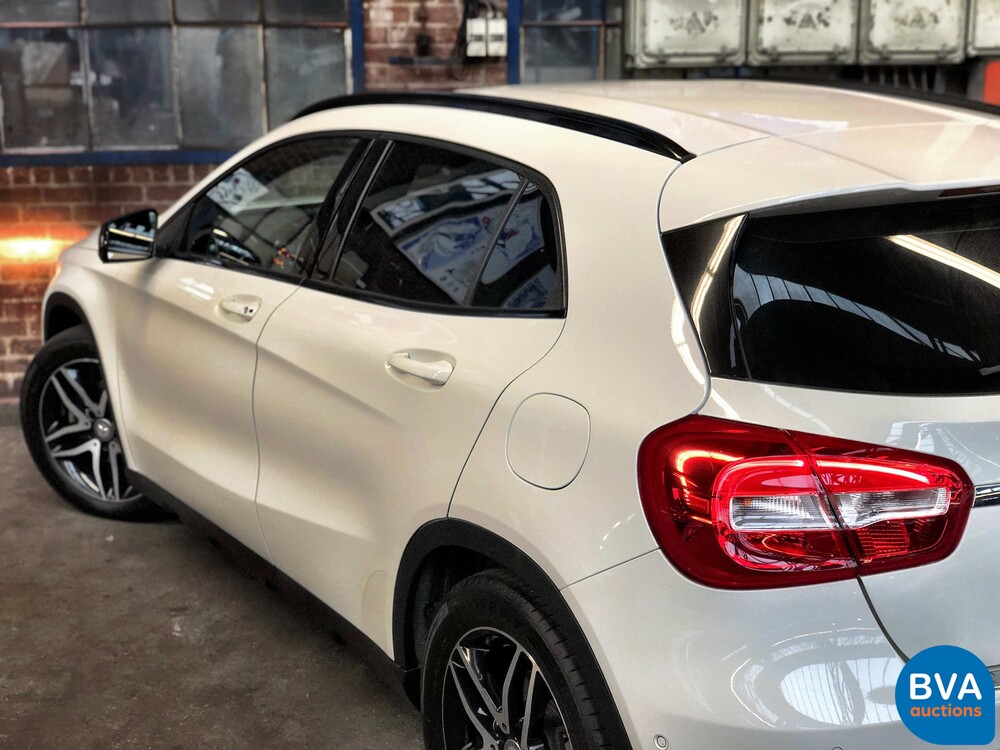 Mercedes-Benz GLA 200 CDI 4Matic 2014.