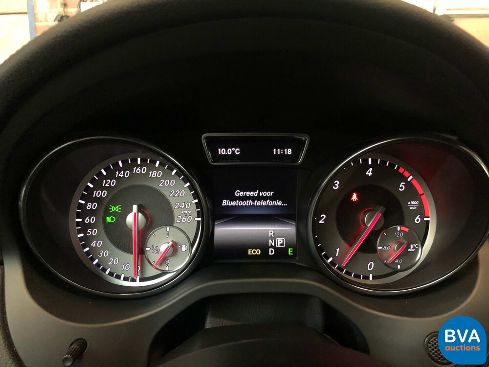 Mercedes-Benz GLA 200 CDI 4Matic 2014.