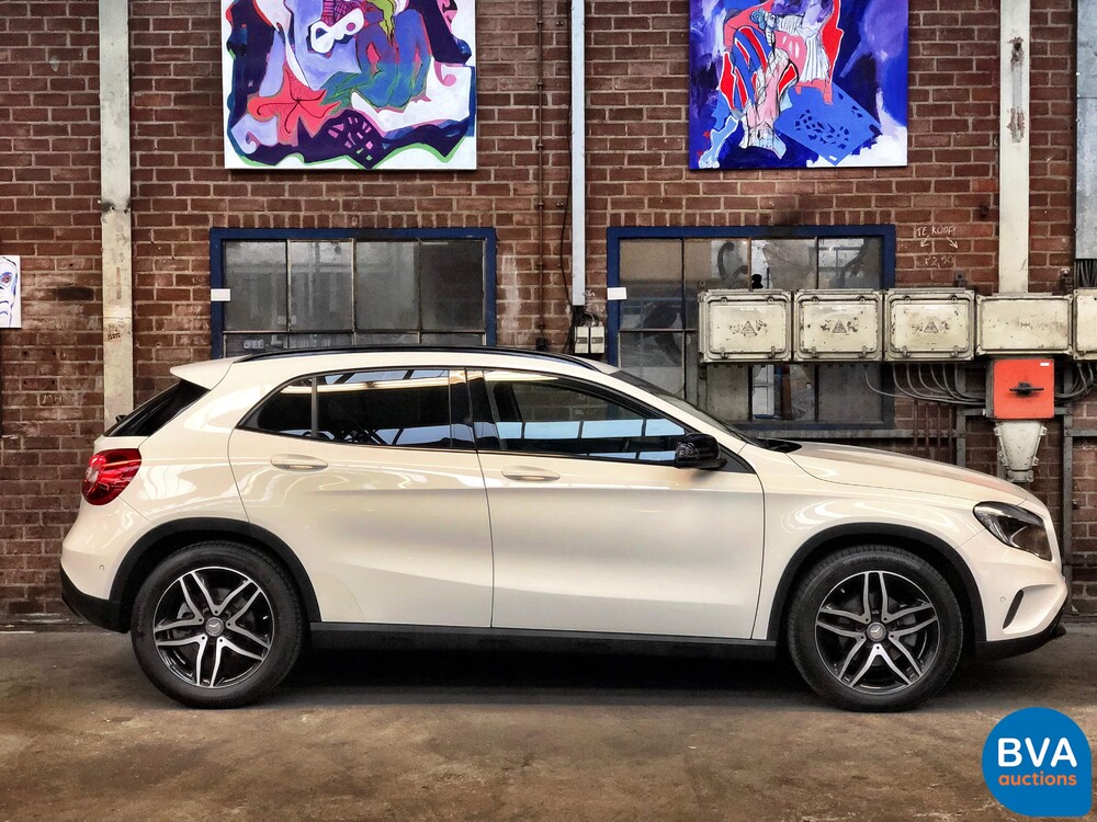 Mercedes-Benz GLA 200 CDI 4Matic 2014.
