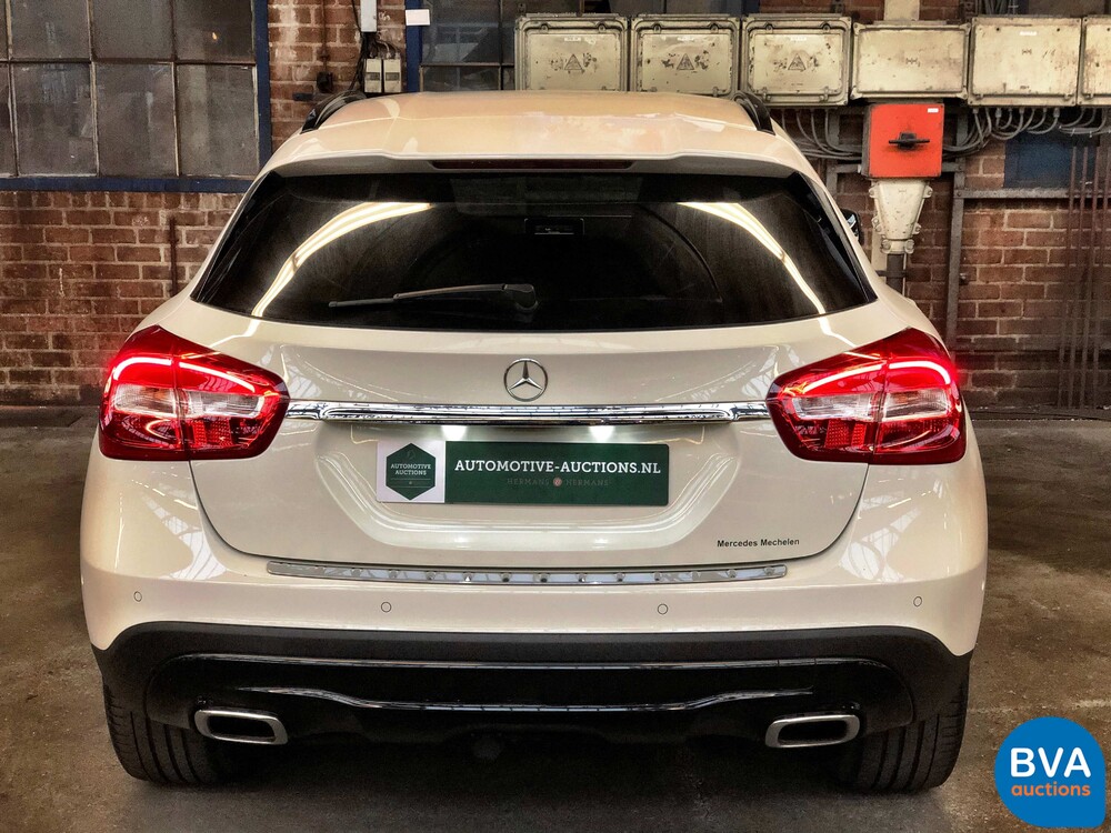 Mercedes-Benz GLA 200 CDI 4Matic 2014.