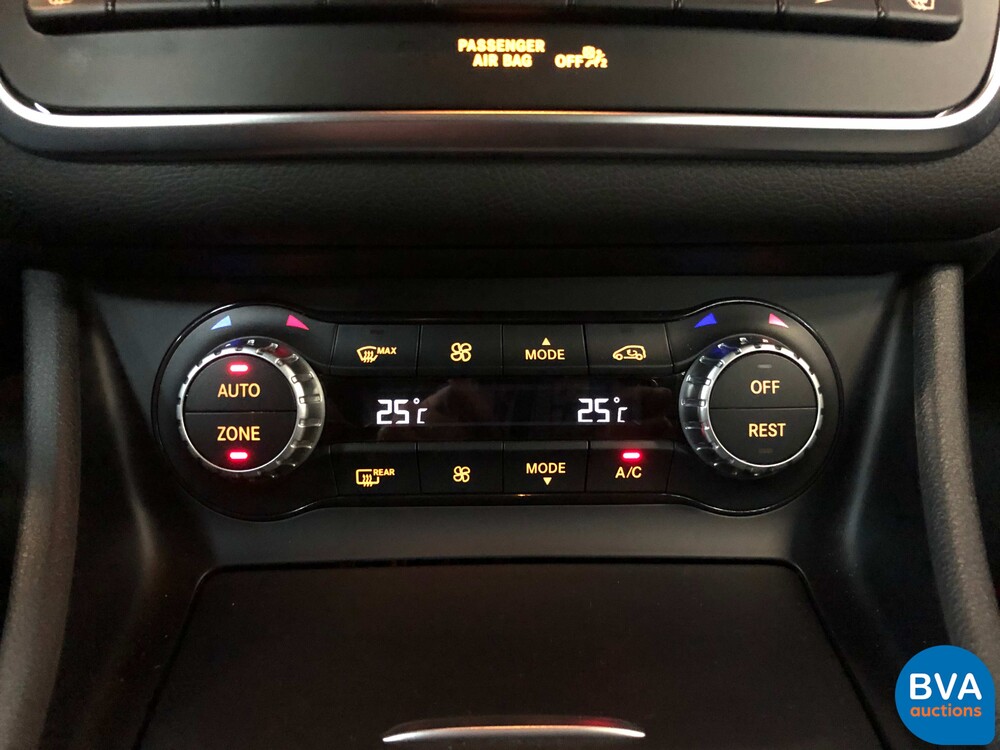 Mercedes-Benz GLA 200 CDI 4Matic 2014.