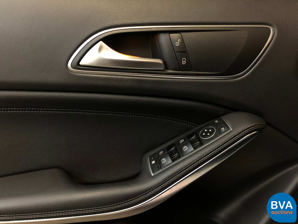 Mercedes-Benz GLA 200 CDI 4Matic 2014.