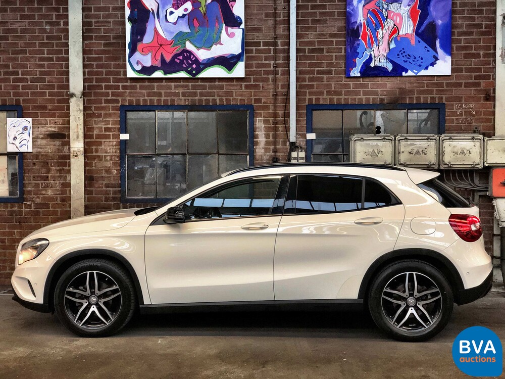 Mercedes-Benz GLA 200 CDI 4Matic 2014.