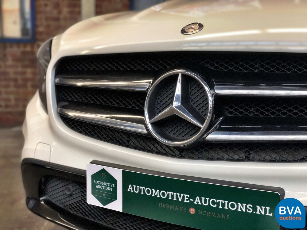 Mercedes-Benz GLA 200 CDI 4Matic 2014.