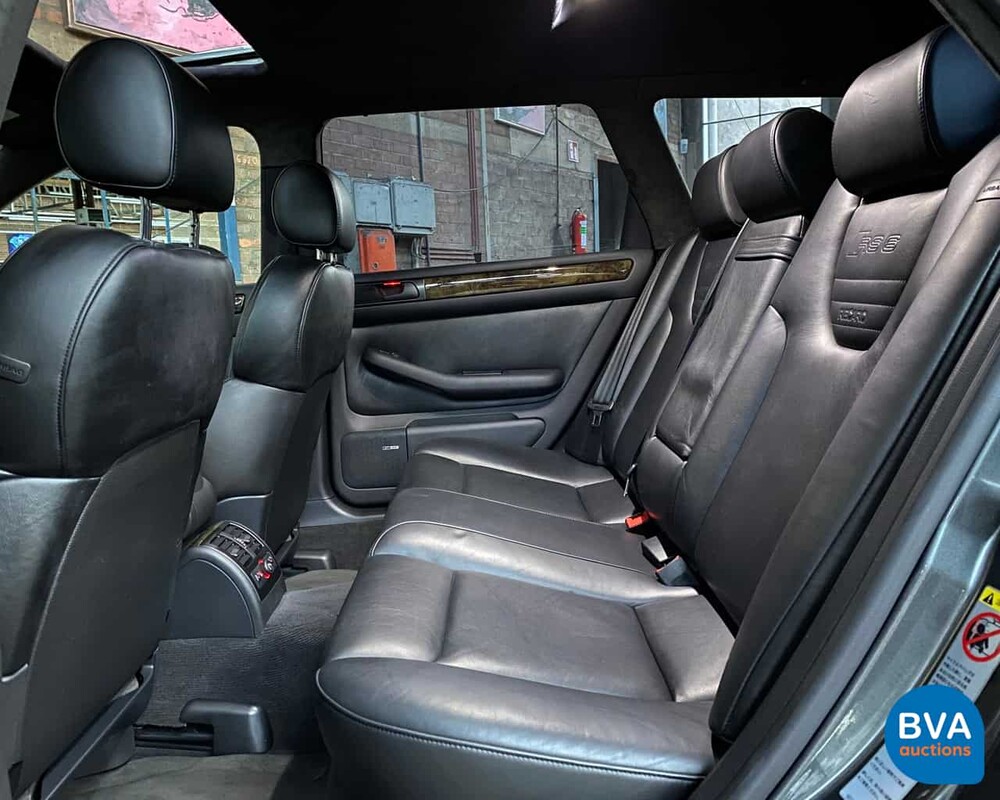 Audi RS6 Avant 4.2 V8 BiTurbo 450 PS 2004.