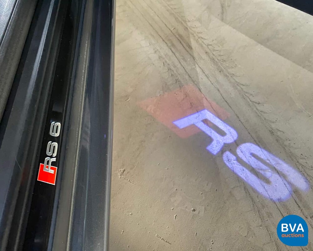 Audi RS6 Avant 4.2 V8 BiTurbo 450 PS 2004.