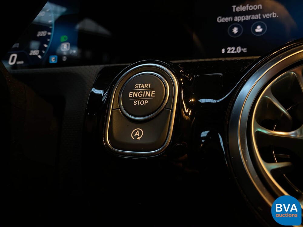 Mercedes-Benz A180d A-Klasse AMG EDITION-1 2018 NACHT -Garantie.