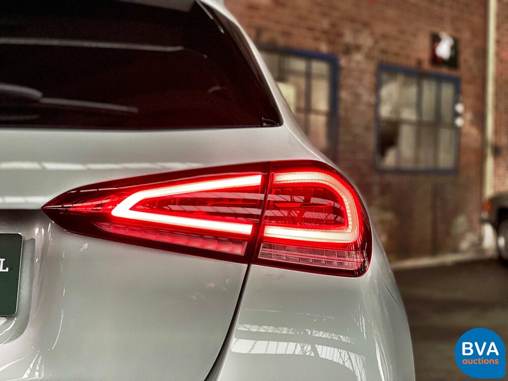 Mercedes-Benz A180d A-Klasse AMG EDITION-1 2018 NACHT -Garantie.