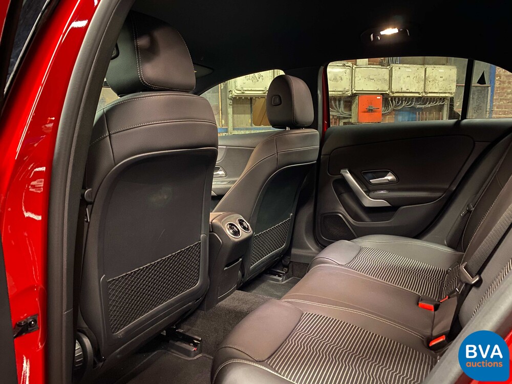 Mercedes-Benz A200 NW Modell 163 PS 2019 Automatik-Benzin-Garantie.