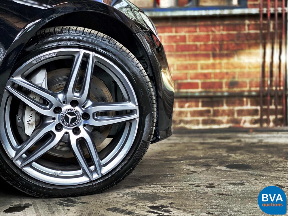 Mercedes-Benz E300 AMG Coupé E-Klasse 2018 245PS Garantie.