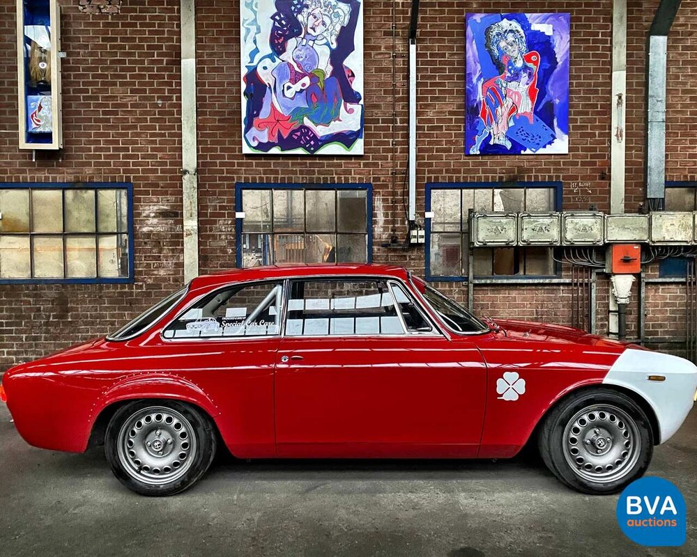 Alfa Romeo GT 1300 Junior 1971, DZ-10-74.