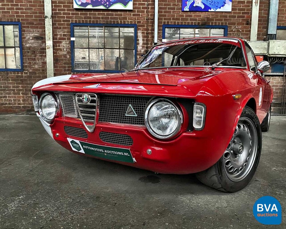 Alfa Romeo GT 1300 Junior 1971, DZ-10-74.