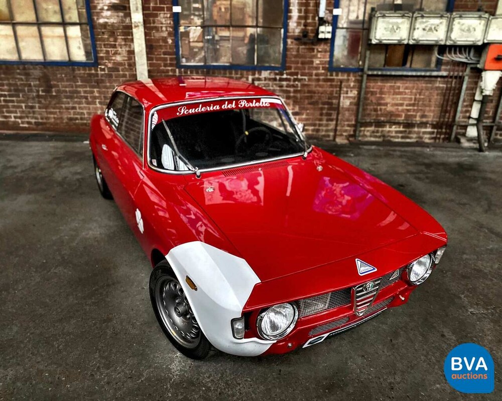 Alfa Romeo GT 1300 Junior 1971, DZ-10-74.