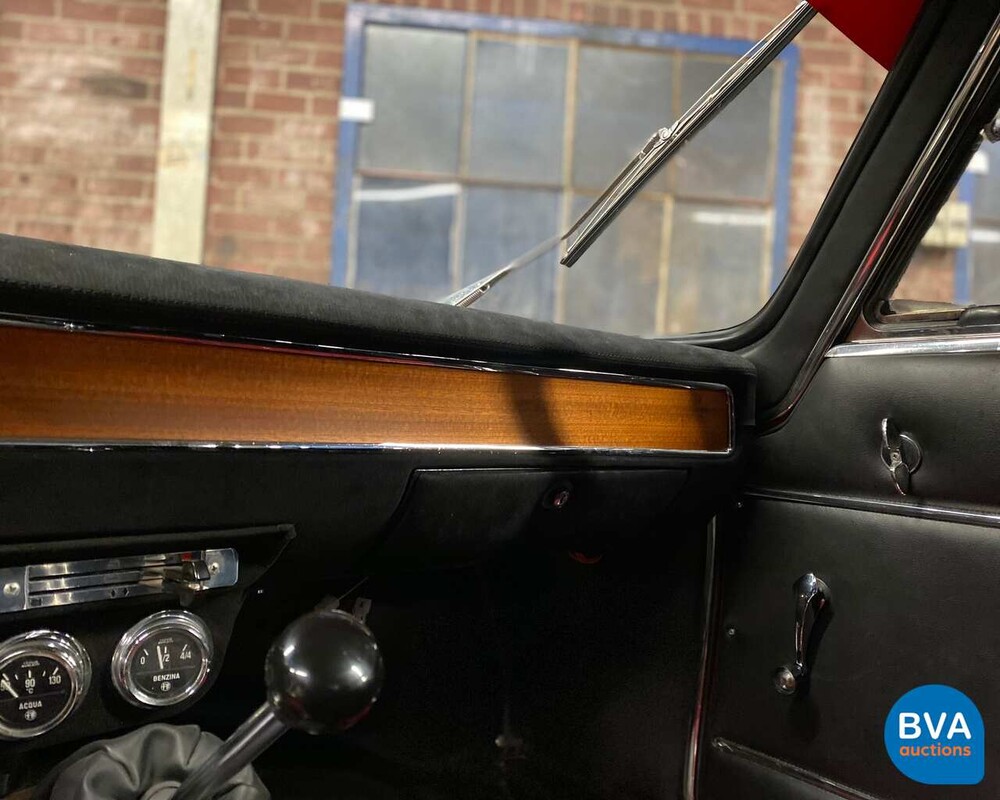 Alfa Romeo GT 1300 Junior 1971, DZ-10-74.