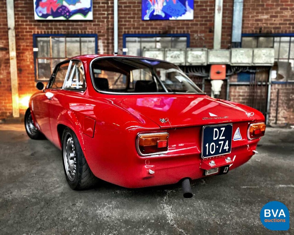 Alfa Romeo GT 1300 Junior 1971, DZ-10-74.