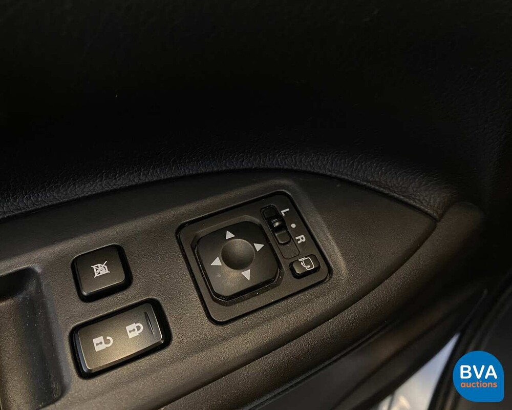 Mitsubishi Outlander PHEV Instyle 2014, 1-XVN-61.