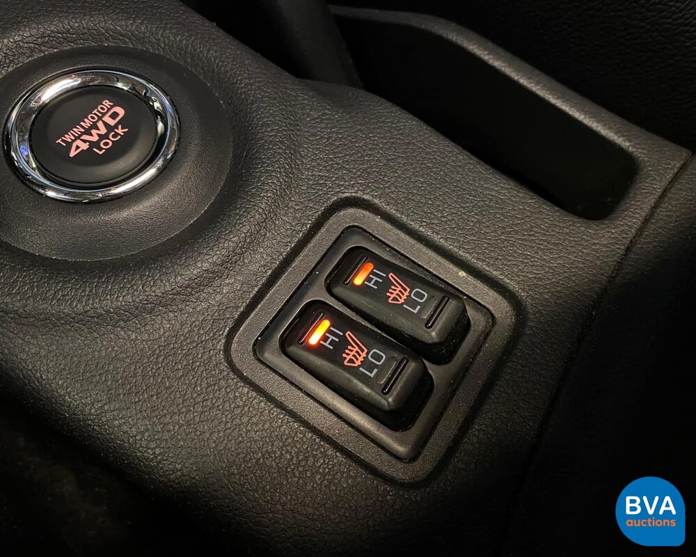 Mitsubishi Outlander PHEV Instyle 2014, 1-XVN-61.